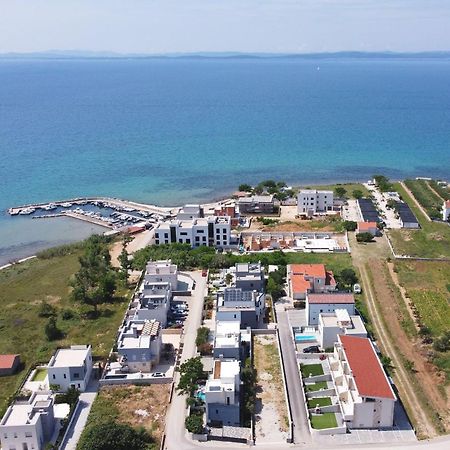 Apartments Le Mare - Pool, Sandstrand, Meerblick, W-Lan, Grill Privlaka (Zadar) Exterior foto
