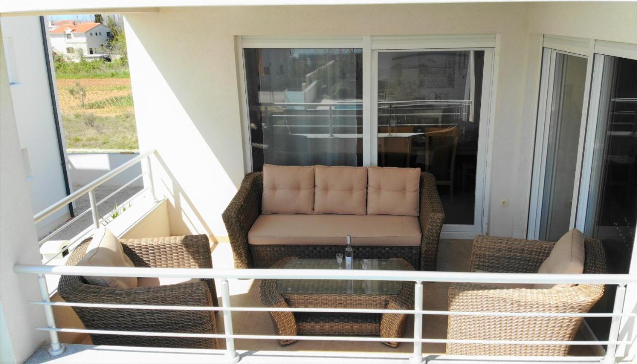Apartments Le Mare - Pool, Sandstrand, Meerblick, W-Lan, Grill Privlaka (Zadar) Exterior foto