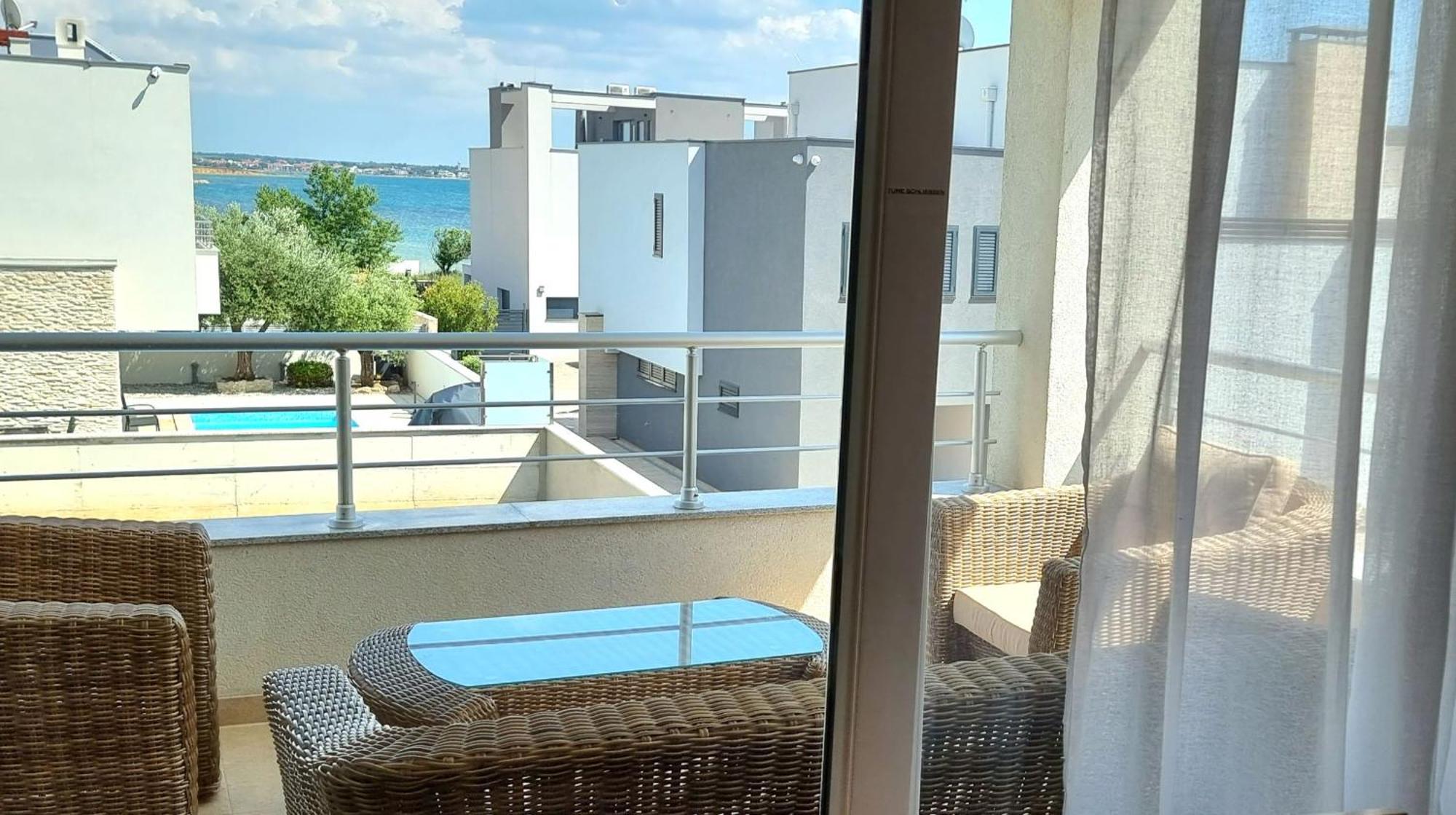 Apartments Le Mare - Pool, Sandstrand, Meerblick, W-Lan, Grill Privlaka (Zadar) Exterior foto