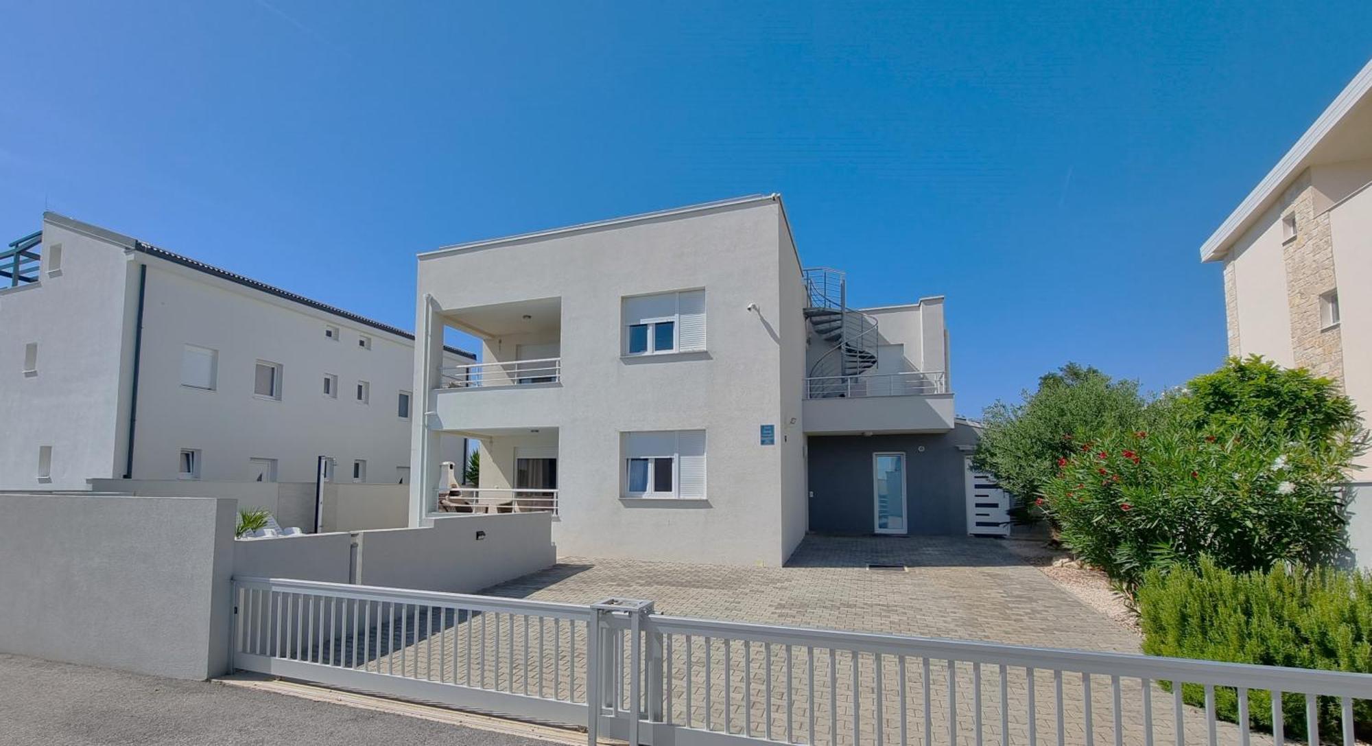 Apartments Le Mare - Pool, Sandstrand, Meerblick, W-Lan, Grill Privlaka (Zadar) Exterior foto