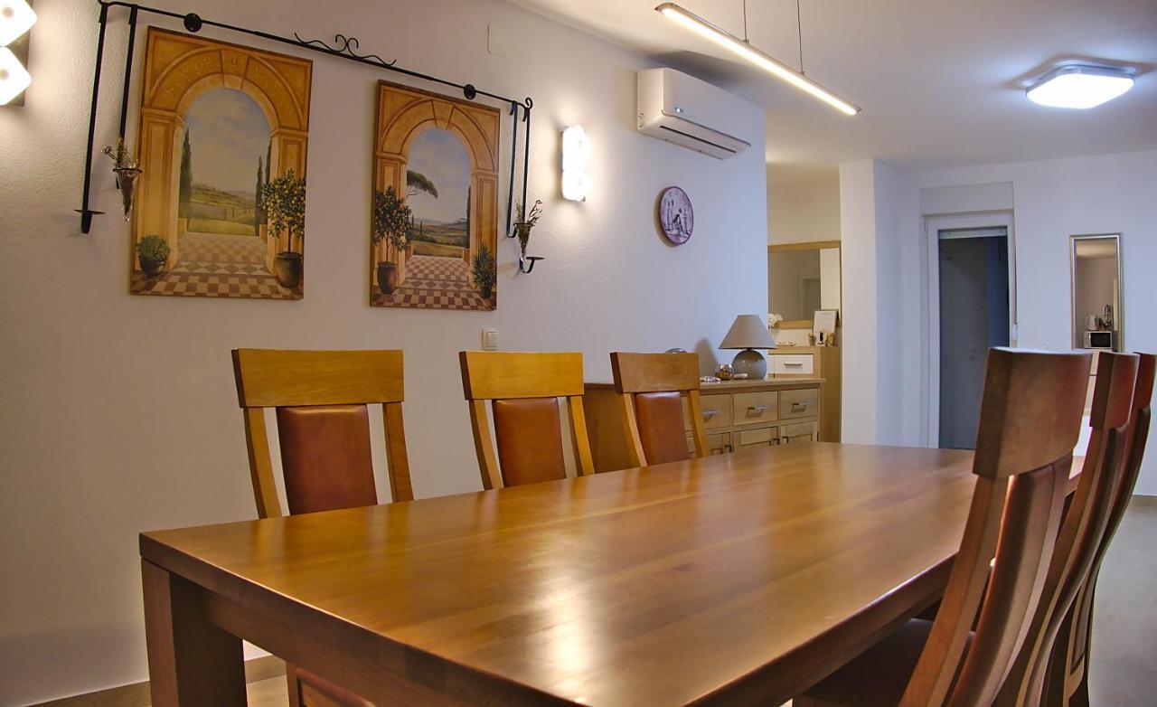 Apartments Le Mare - Pool, Sandstrand, Meerblick, W-Lan, Grill Privlaka (Zadar) Exterior foto