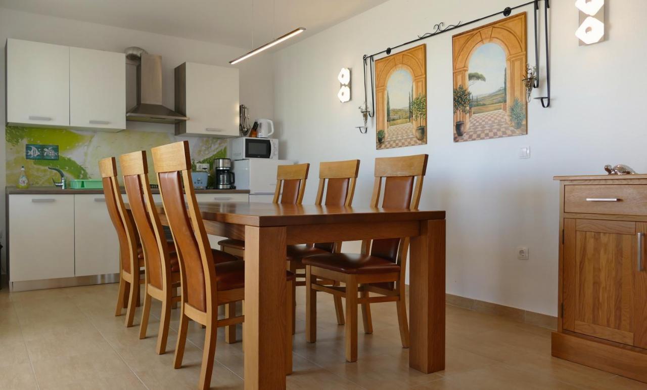 Apartments Le Mare - Pool, Sandstrand, Meerblick, W-Lan, Grill Privlaka (Zadar) Exterior foto